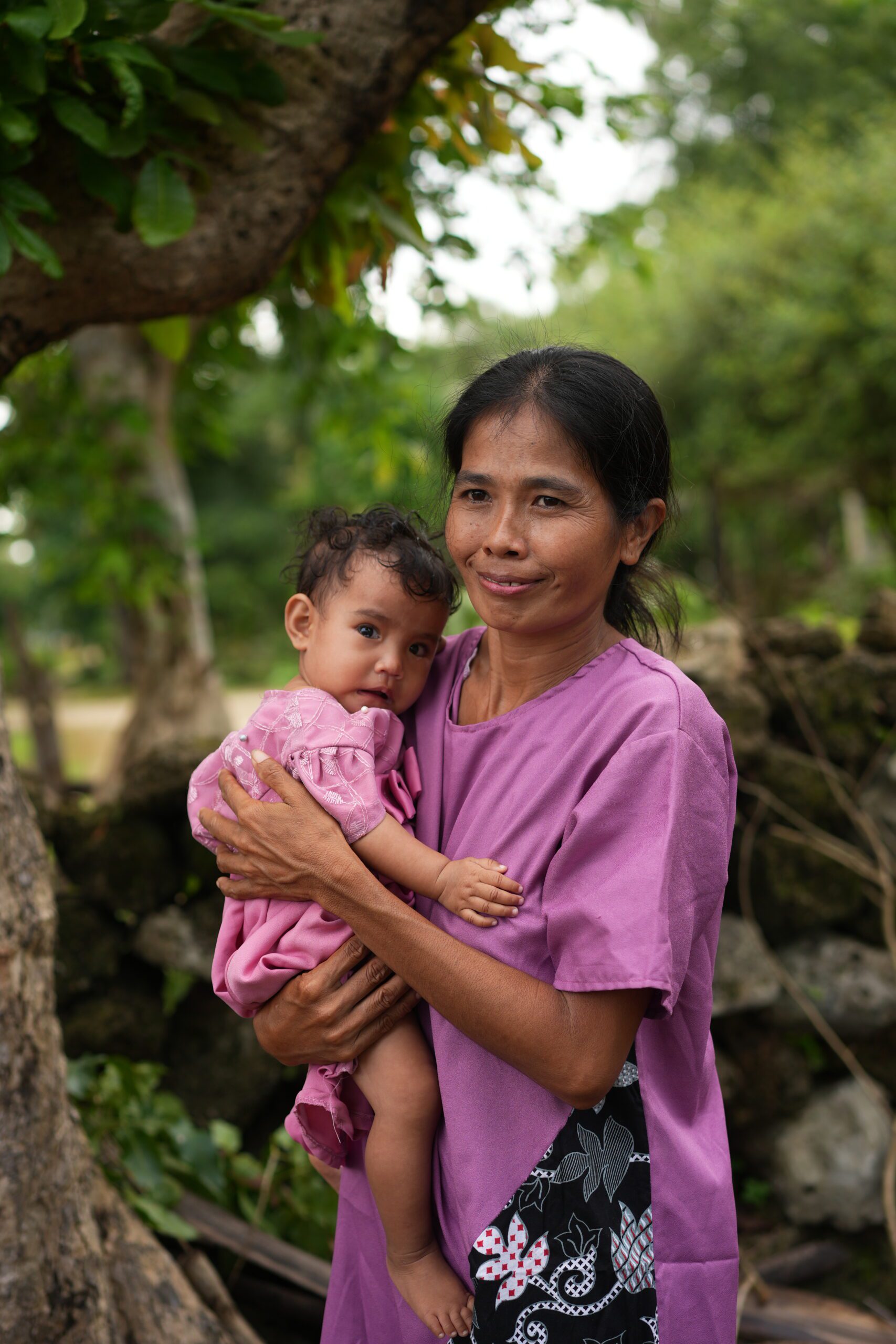 Mama Mar and SurfAid nutrition garden in Rote