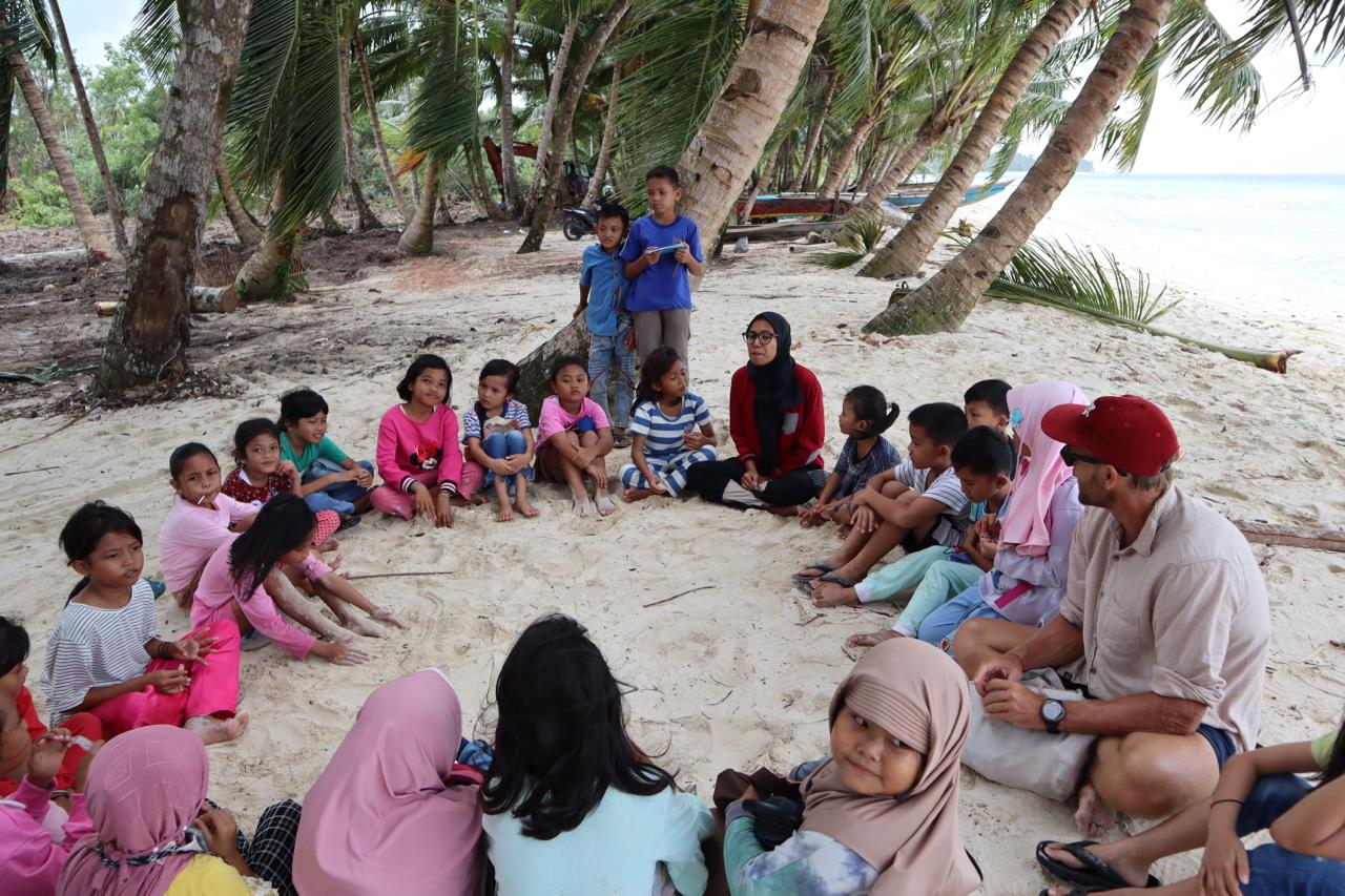 Our Ocean School Mentawai students and community education