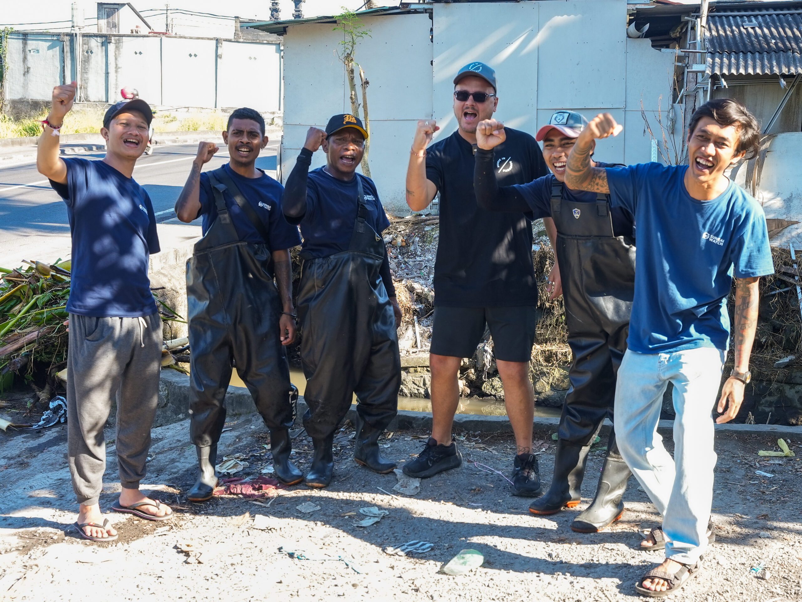 Sungai Watch river cleanup and plastic interception work